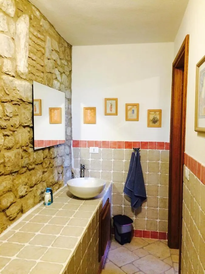 La Locanda Del Barbagianni Santa Luce 3*,